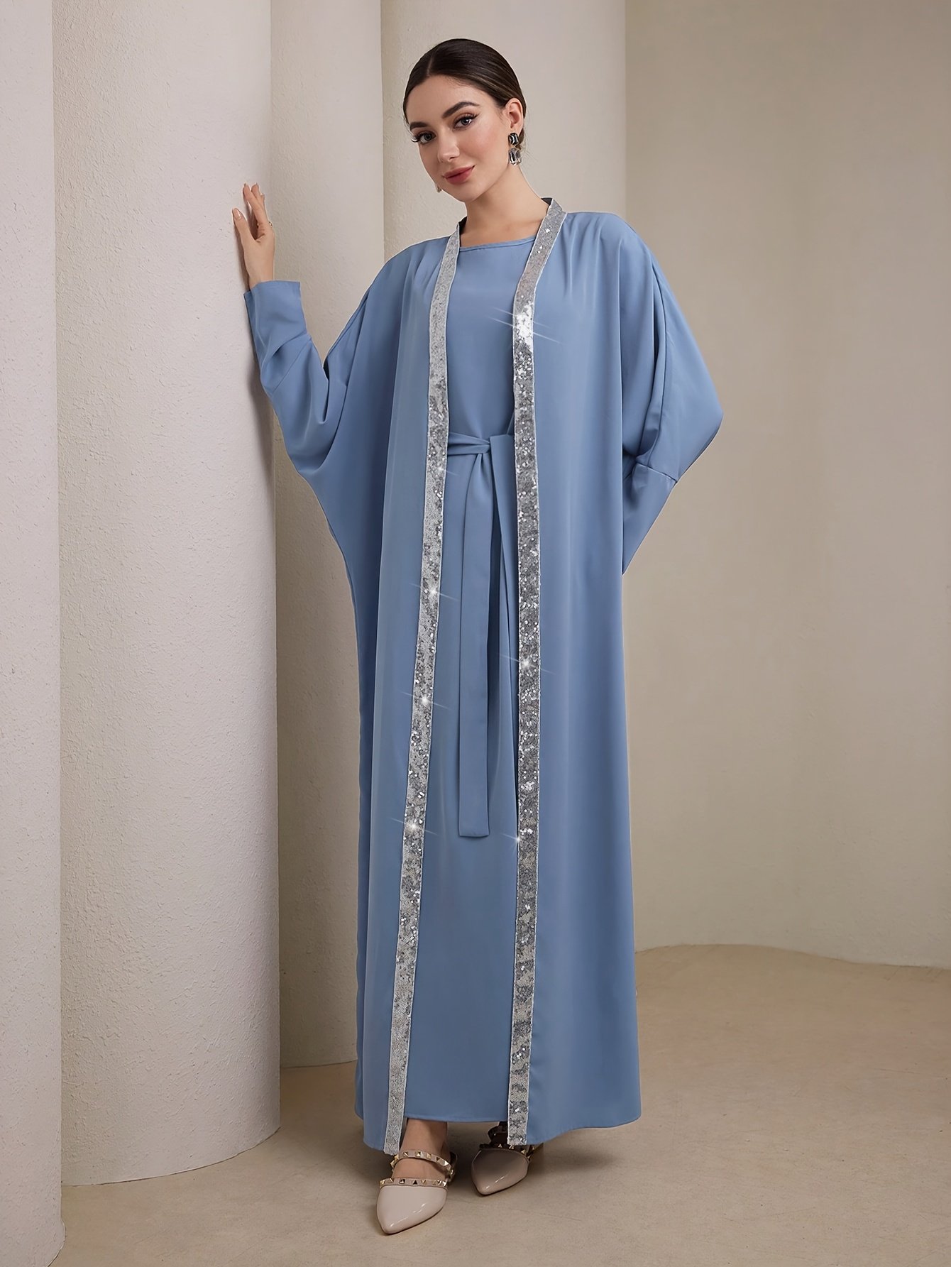 طقم الأناقة الشرقية الفاخر: تألقي ببريق لا مثيل له! - الصورة 5