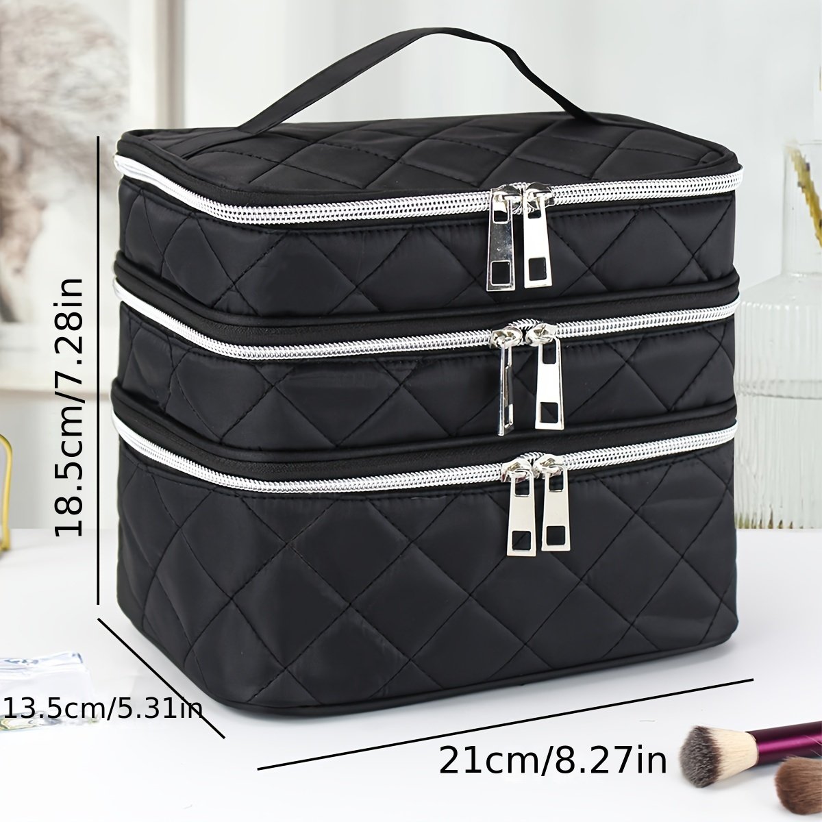 The Ultimate Style Bag: Luxurious Organization for Your Beauty, Anywhere! - Image 5