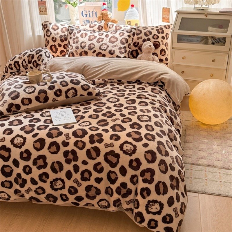 נוחות מלכותית, חום אגדי: סט הפנתר החלבי היוקרתי – תמונה 2