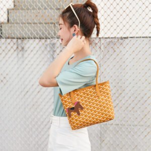 LIUSHADUOLA: נגיעת אלגנטיות עכשווית לכל יום