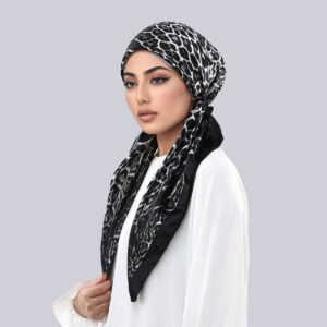 צעיף אלגנטיות נמרית: מגע של יוקרה ונוחות עכשווית