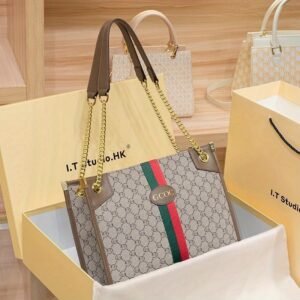 أناقة الكاكي الفاخرة: حقيبة الكتف المزدوجة لكل لحظة!