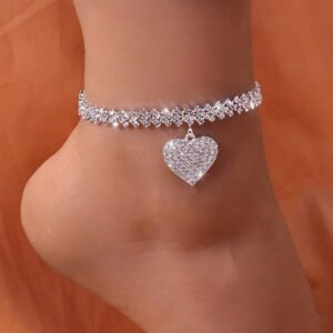 דופק האהבה: צמיד רגל באלגנטיות נצחית