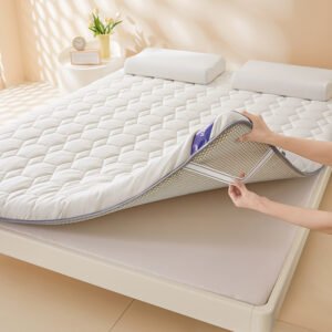 ارتقِ بنومك: غطاء المرتبة الميموري فوم الفاخر بتقنية التبريد والتكيف الذكي