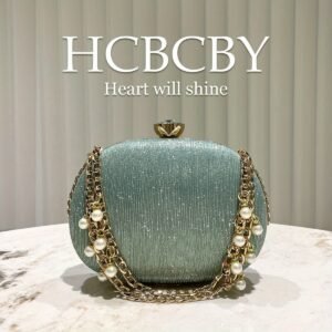 תיק ערב מנצנץ בצבע מנטה: נגיעה של יוקרה ועידון!