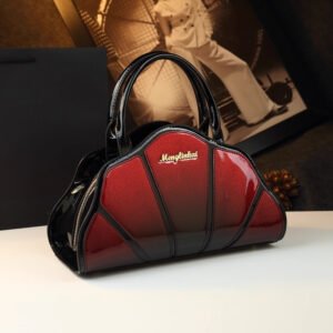 תיק הענן היוקרתי: אלגנטיות עכשווית שאין כדוגמתה!