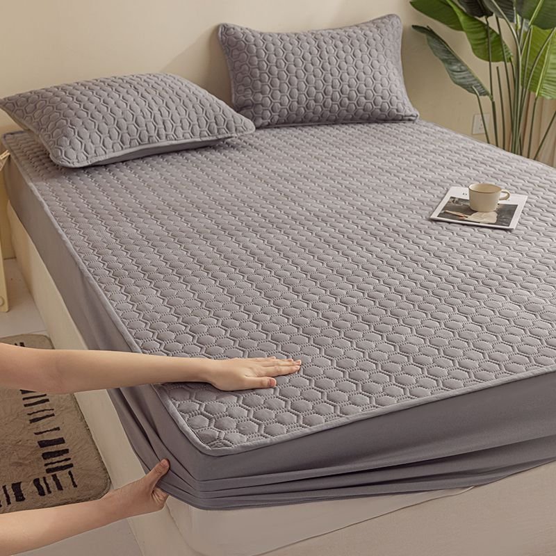 Your Dream Haven: A Fitted, Soft, and Protective Bed Sheet!