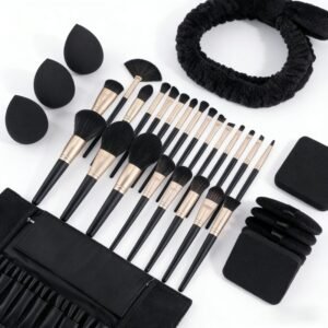 إطلالة احترافية بلمسة فنانة: طقم فرش المكياج المتكامل 14 قطعة!