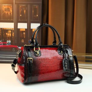 حقيبة الأناقة المتدرجة: لمسة فاخرة لإطلالة لا تُنسى