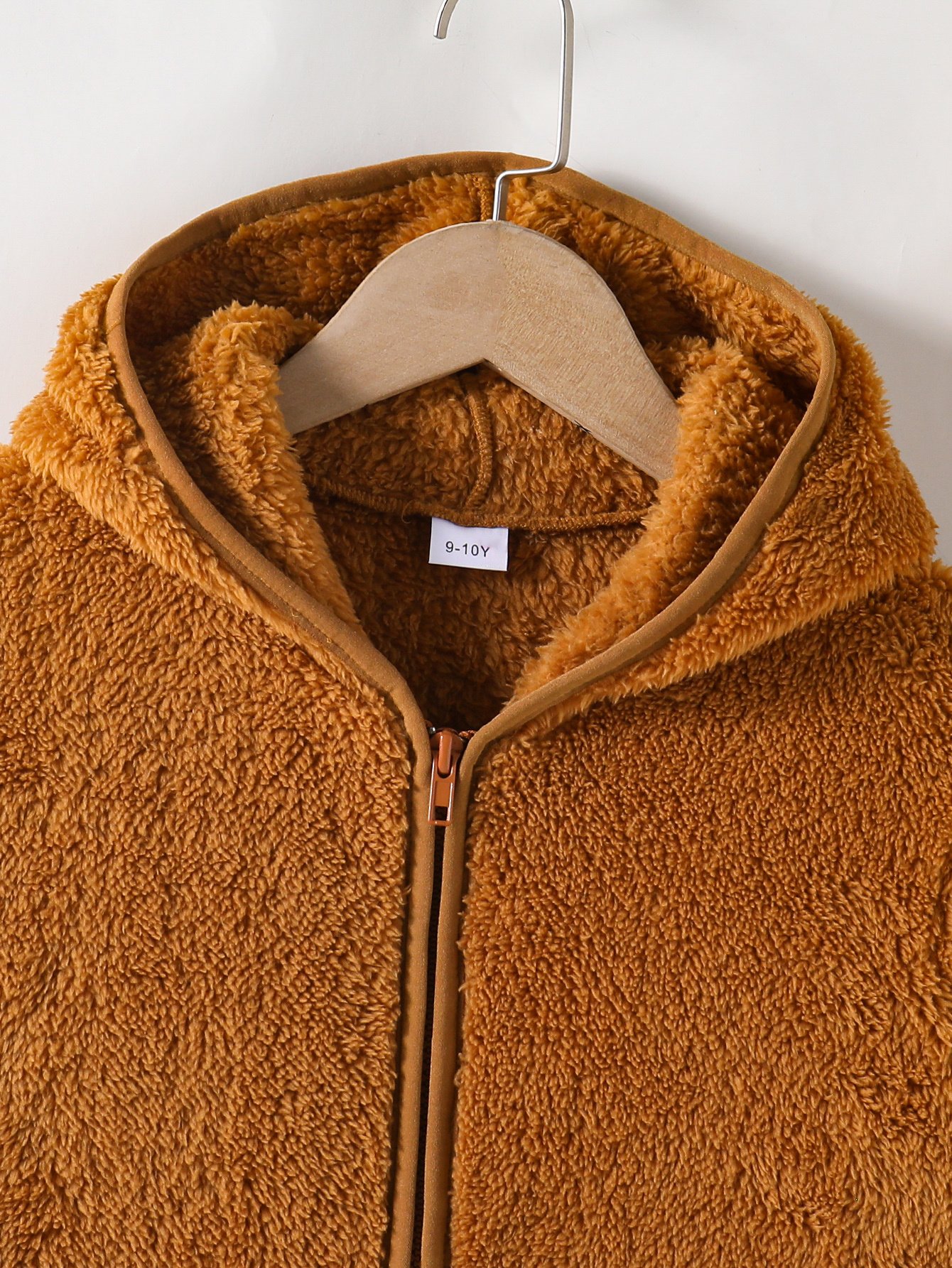 دفء لا يُضاهى لأبطال الشتاء الصغار: جاكيت الهودي المثالي! - الصورة 3