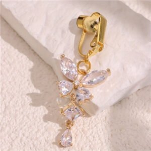 אקססורי אטרקטיבי לטבור: אלגנטיות Y2K ללא פירסינג!