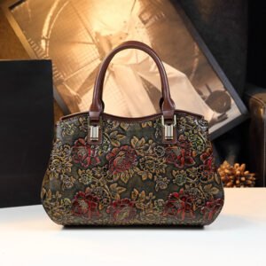 حقيبة الأناقة الخالدة: فخامة عتيقة بسعة لا مثيل لها!