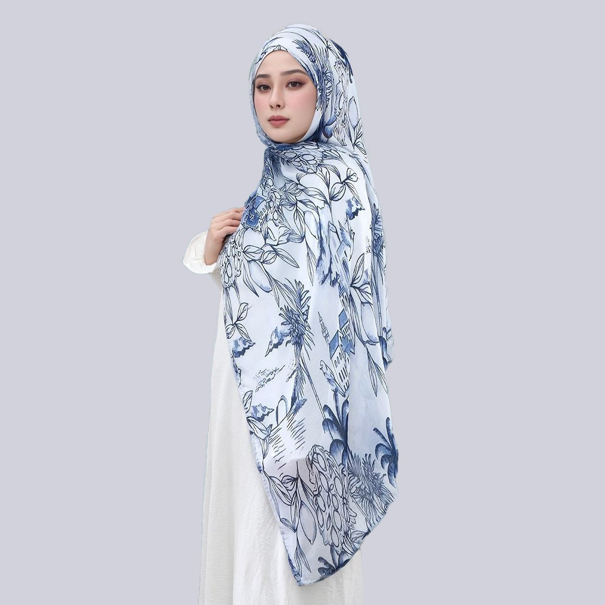 Artistic Elegance Scarf: Radiant Distinction for Every Moment - Image 4
