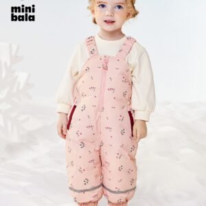 دفء ومرح: بناطيل الشتاء الجديدة لأبطالكم الصغار!