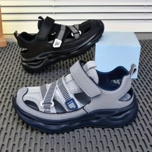 Sporty Chic Sandal for Little Champions: Roam Free!