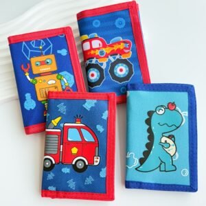 ארנק ההרפתקאות האדום: אלגנטיות, ארגון וכיף בכיס שלך!