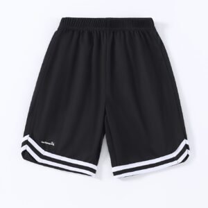 شورت الأبطال الصغار: راحة، أناقة، وانطلاق في كل مغامرة صيفية!