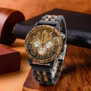 שעון עץ וינטג': אלגנטיות הזמן בידיים שלך