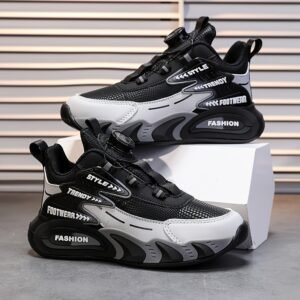 צאו לדרך בעוצמה: נעל ספורט נוער לכל עונות השנה והפעילויות!