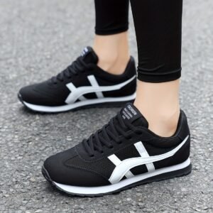 Youth Athletic Shoes: Vintage Style & Modern Comfort in Every Step!