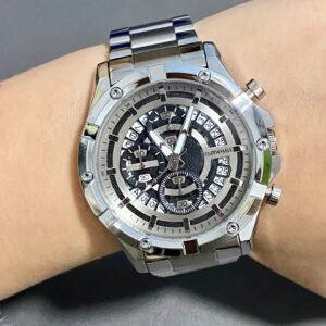 שעון מארק פיירוויל הקלאסי: אומנות, אלגנטיות ודיוק ללא תחרות