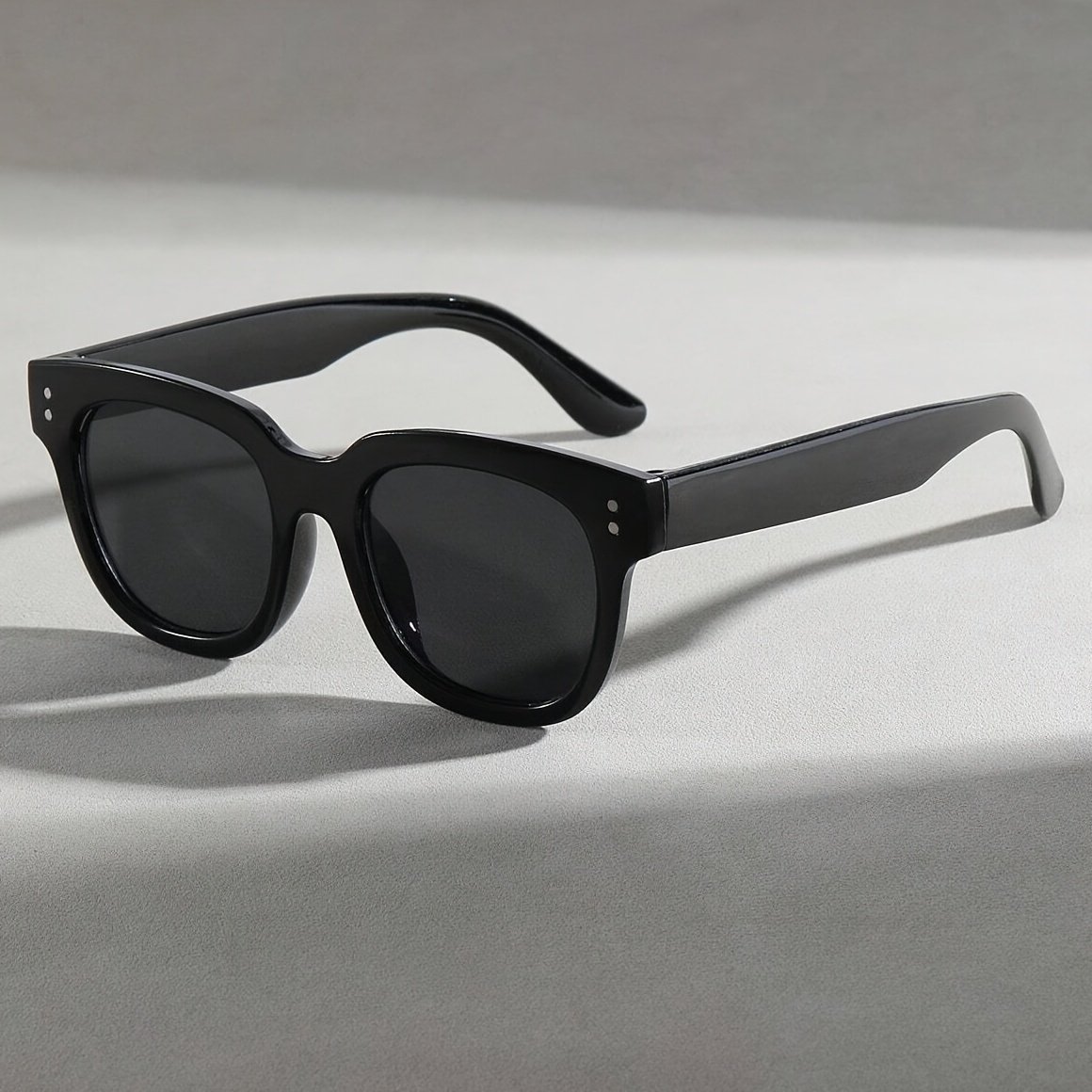 Retro Square Glasses: Modern Elegance and Non-stop Fun for Your Kids! - Image 3