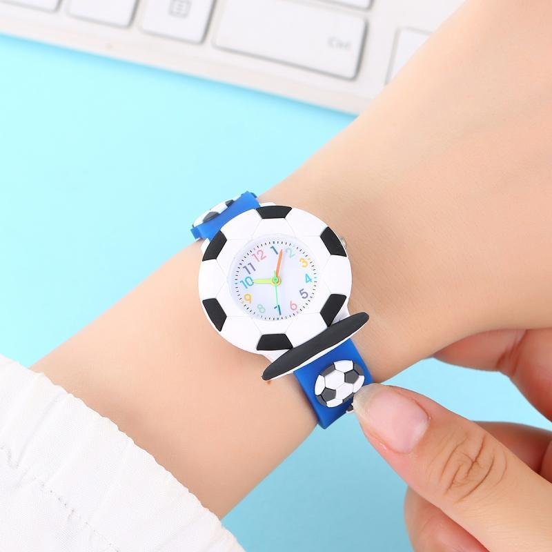 שעון החלומות לילדך: כדורגל תלת-ממדי וכיף בלתי פוסק! – תמונה 8