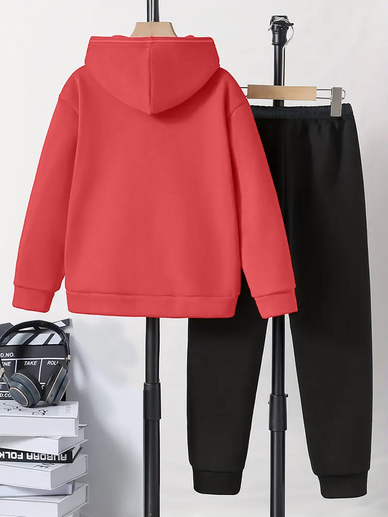 Young Champions' Style: Soccer Kit for Tomorrow's Stars! - Image 6