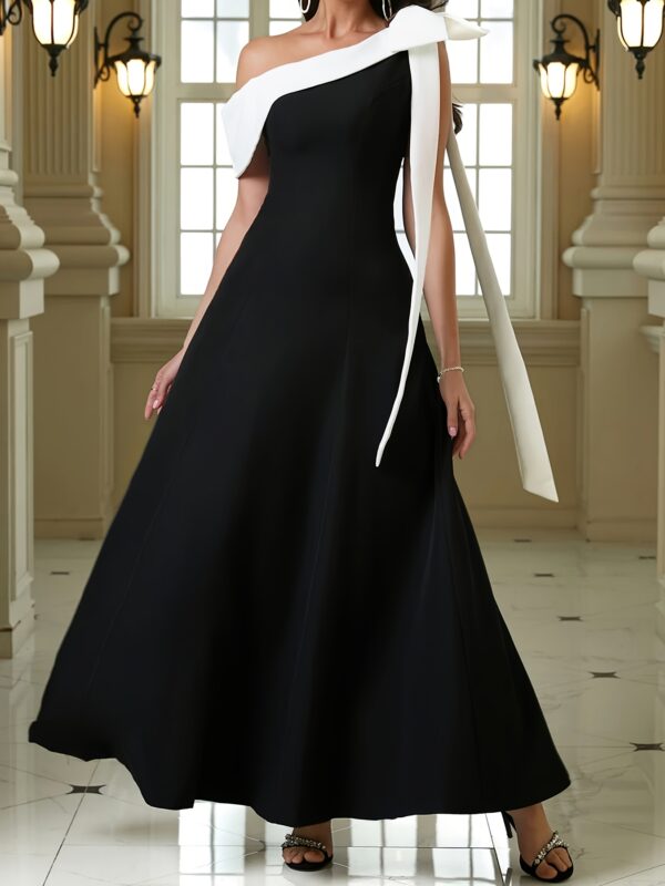 Elegant Off-Shoulder Black Dress with Bow Detail - Sleeveless, A-Line Silhouette, Perfect for Parties and Formal Events, Formal Event Attire|Sleek Formal Gown|Polyester Fabric