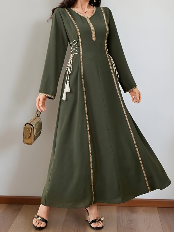 2025 New Arrival Women'S Elegant Long Sleeve Maxi Dress with Tassel Detail - Solid Green V-Neck, Flowy A-Line Silhouette, Perfect for Spring/Summer/Fall, Casual to Formal Wear, Casual Elegant Wear | Vneck Dress | Flowy Silhouette, Long Sleeve Dress - Image 2
