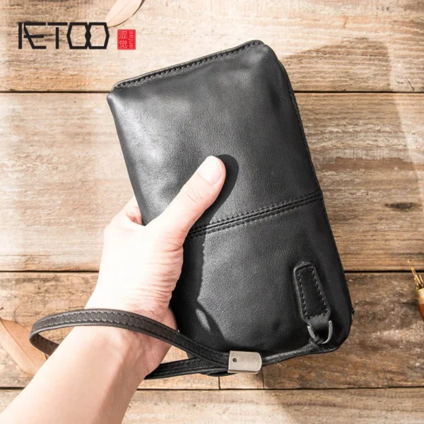 AETOO AETOO Men's handbags, men's leather soft leather casual handbags, long zip-up wallets, leather mobile phone bags