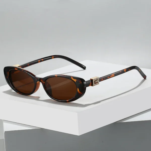 Fashion Designer's New Oval Shaped Small Frame Women's Sunglasses, A Must-have Item for Celebrities, with Simple Lines UV400 - Image 2