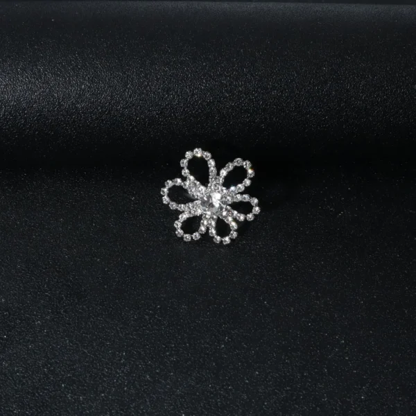 1 fashionable and personalized flower women's foot ring inlaid with rhinestone party daily gift - Image 6