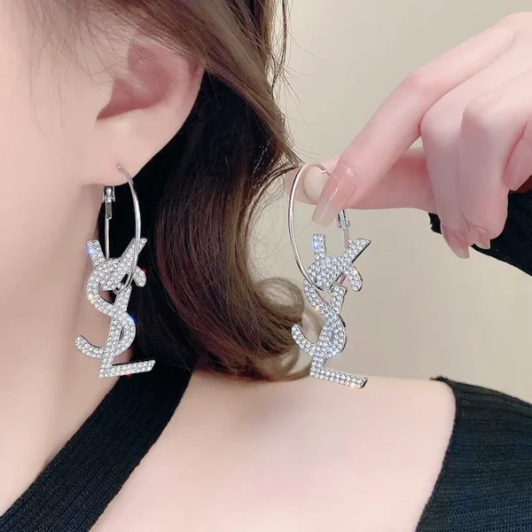 European and American Style, Exaggerated Letters, Light Luxury, and Elegant Earrings, Personalized Long Earrings