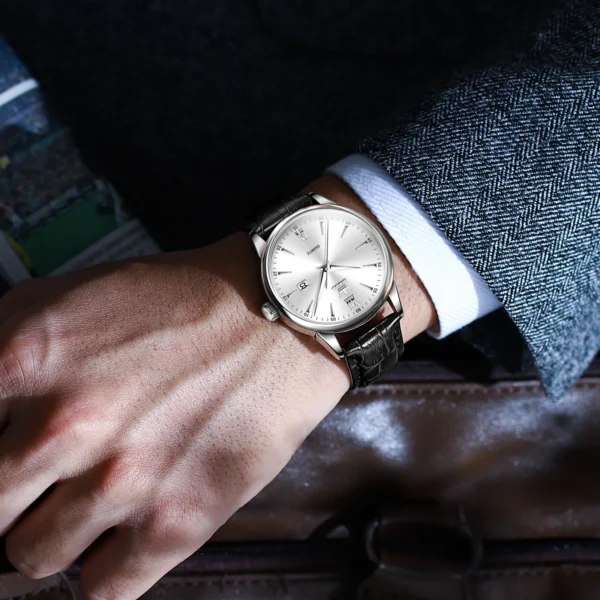 OLEVS High Quality Luxury Quartz Men Watch Original Leather Strap Waterproof Fashion Watches for Men Classic Men's Wrist Watches - Image 3