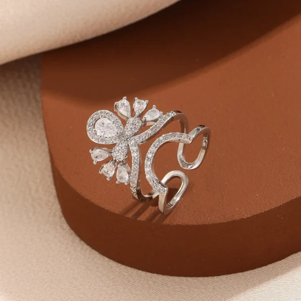 High-end Hot-selling Micro-inlaid Zircon Open Nail Art Wearable Nail for Women Niche Light Luxury Design Versatile Accessories - Image 5