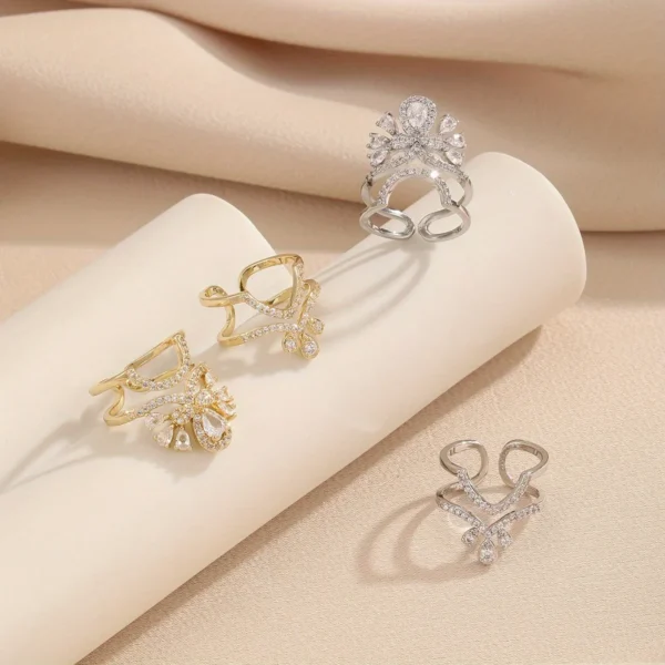High-end Hot-selling Micro-inlaid Zircon Open Nail Art Wearable Nail for Women Niche Light Luxury Design Versatile Accessories - Image 3
