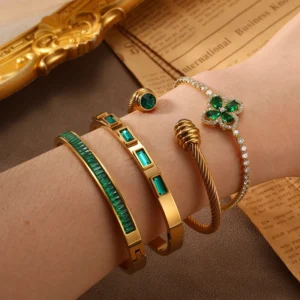 Classical Exquisite Gem Inlaid Bracelet Suits For Fashionable Jewelry For Women To Wear And Match During Summer Travel