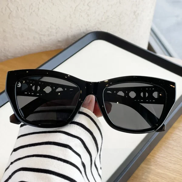Fashion Designer's New Cat Eye Small FramePolarized Women's Sunglasses, A Must-have Item for Celebrities with Simple Lines UV400 - Image 4