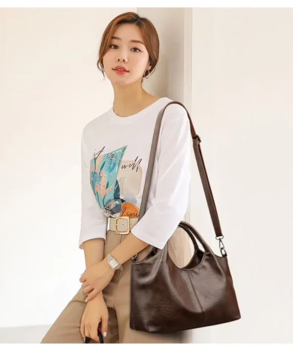 Middle-aged Mother's Bag 2025 Shoulder Crossbody Bag Ladies Small Tote Hand Messenger Bag Sac Soft PU Leather Handbag Purses - Image 4