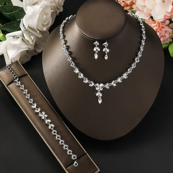 4PC Women's Fashion Copper Claw Chain Sunflower Necklace Earrings Bracelet Jewelry Set Wedding Banquet Party Holiday Gift - Image 3