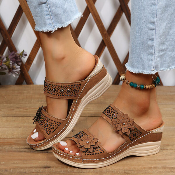 Women's Flower & Rhinestone Wedge Slippers, Solid Color Open Toe Non Slip Arch Support Slides Shoes, Casual Retro Sandals - Image 5