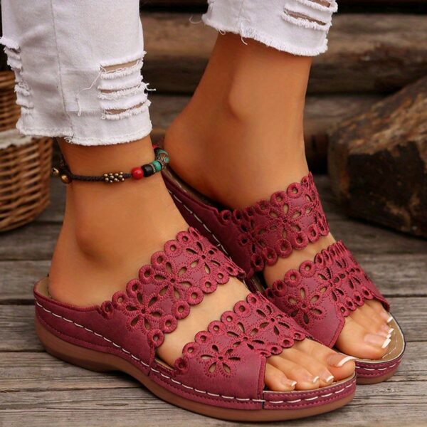 Fashionable And Comfortable Summer Slippers for Women, Lightweight And Breathable Summer Shoes for Ladies. - Image 6