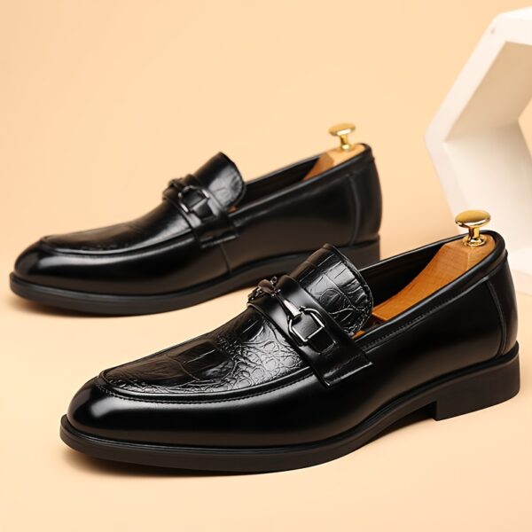 Men'S Stylish New Carved Business Formal Slip-On Loafers, Suitable for Office Parties And Daily Outings. - Image 2
