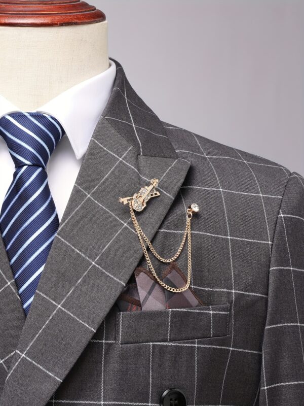 Latest Men's Suit: Checkered Double-Breasted Slim Fit Business Casual Two-Piece Set with Notch Lapel, Striped Design, Four-Button Style, Necklace Decoration for Spring/Autumn/Winter - Image 9
