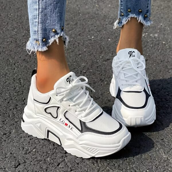 Women's Heart Patten Chunky Sneakers, Fashion Mesh Height Increasing Sports Shoes, Breathable Casual Outdoor Shoes - Image 5