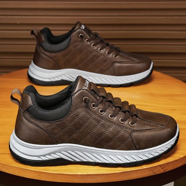2025 Spring/Summer Breathable Soft-Soled Outdoor Sports Casual Skate Shoes
