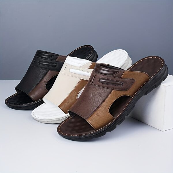 Men'S Stylish Summer Slippers with a Comfortable Sole And Non-Slip Design.