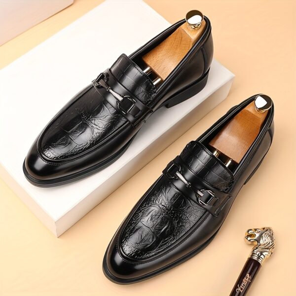 Men'S Stylish New Carved Business Formal Slip-On Loafers, Suitable for Office Parties And Daily Outings. - Image 4