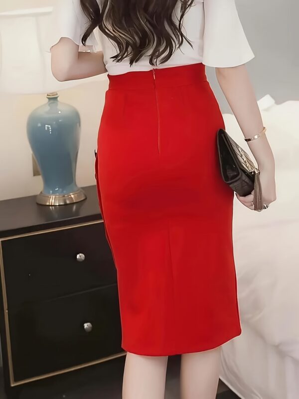 High-Waist Pencil Skirt, Solid Color, Polyester, Woven Fabric, with Decorative Buttons, for Fall/Winter Collection - Image 2